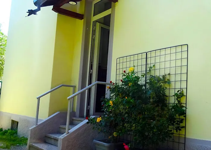 Adda River Tower Pensjonat 3*